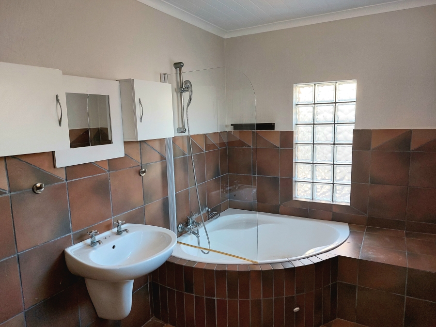 3 Bedroom Property for Sale in The Village Western Cape